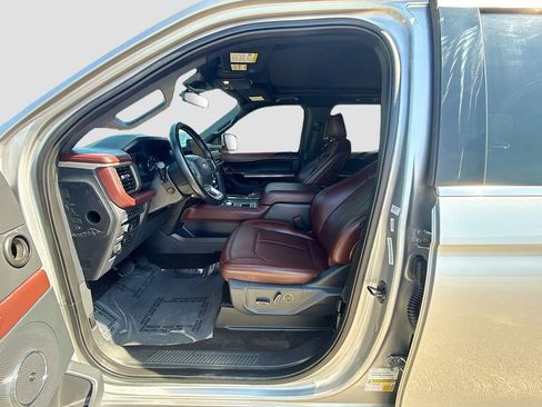 Used 2022 Ford Expedition Limited RWD image 22