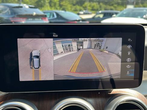 Used 2022 Mercedes-Benz GLC 300 4MATIC image 32