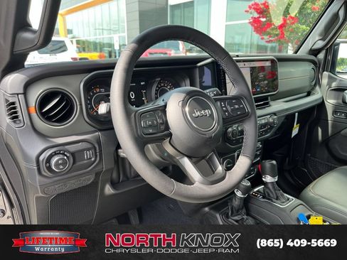 New 2026 Jeep Gladiator Mojave AWD/4WD image 6