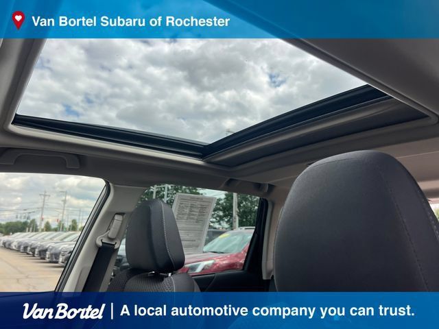 Used 2023 Subaru Forester Premium AWD/4WD image 23