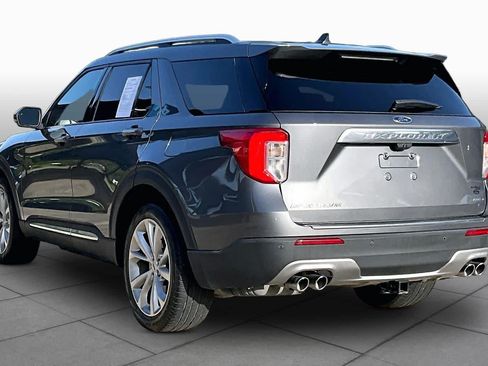 Used 2022 Ford Explorer Platinum w/ Equipment Group 601A AWD/4WD image 12