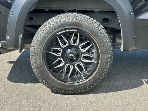 Used 2021 Chevrolet Silverado 1500 Custom AWD/4WD image 22
