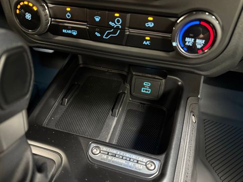 New 2025 Ford Bronco 4-Door w/ Sasquatch Package AWD/4WD image 15