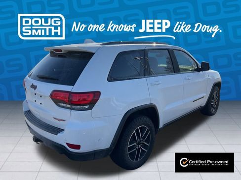Certified 2021 Jeep Grand Cherokee Trailhawk w/ Trailhawk Luxury Group image 6