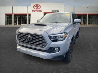Used 2021 Toyota Tacoma TRD Sport w/ TRD Premium Sport Package AWD/4WD video 1