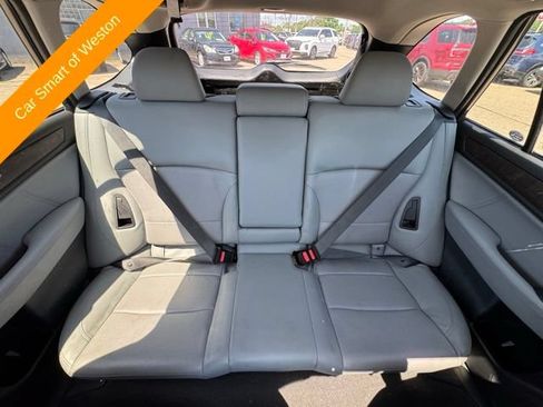 Used 2019 Subaru Outback 2.5i Limited AWD/4WD image 16