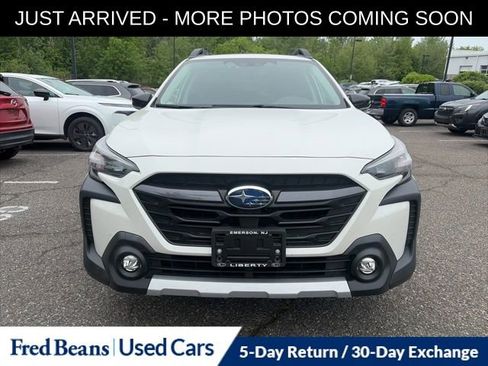 Used 2023 Subaru Outback Limited AWD/4WD image 2