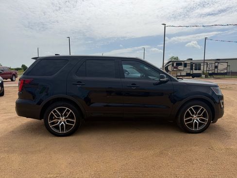 Used 2016 Ford Explorer Sport w/ Equipment Group 401A AWD/4WD image 6