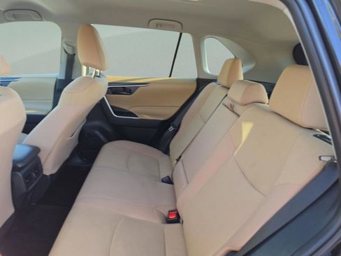 Used 2025 Toyota RAV4 LE image 22
