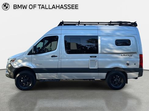Used 2020 Mercedes-Benz Sprinter 2500 image 2