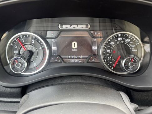 Used 2024 RAM 2500 Laramie w/ Night Edition image 16