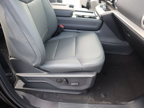 New 2026 Ford Expedition Max Active AWD/4WD image 15