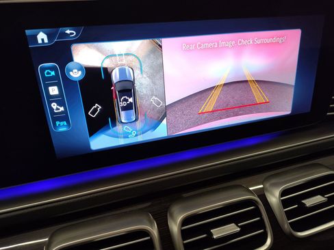 New 2026 Mercedes-Benz GLS 450 4MATIC image 22