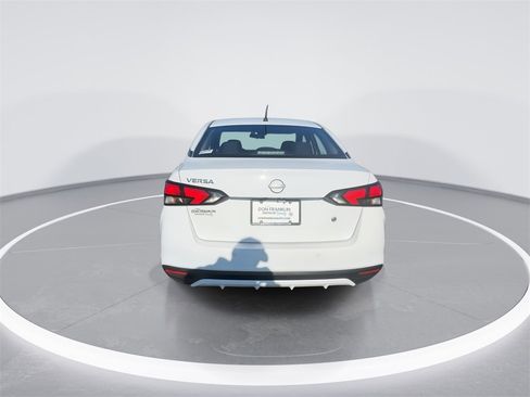 Used 2025 Nissan Versa S w/ Trunk Package image 7