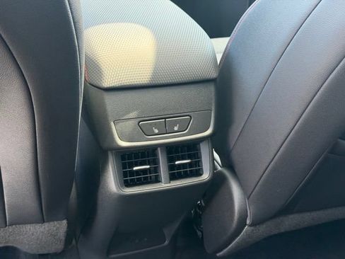 Used 2026 Chevrolet Equinox RS w/ Convenience Package III AWD/4WD image 15