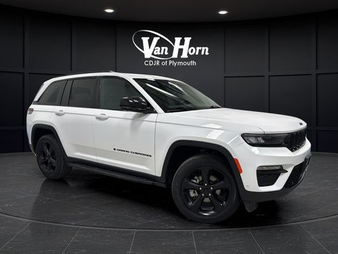 Certified 2024 Jeep Grand Cherokee Limited w/ Luxury Tech Group II AWD/4WD image 1