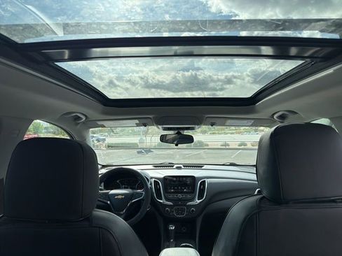 Used 2018 Chevrolet Equinox LT w/ Sun & Infotainment Package image 10