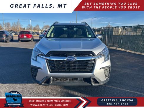 Used 2024 Subaru Ascent Premium w/ Convenience Package image 2