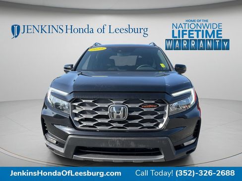 Used 2023 Honda Passport TrailSport image 8