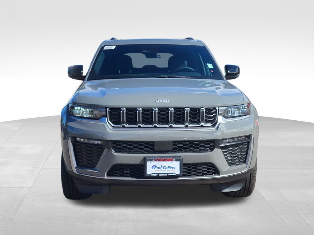 New 2027 Jeep Grand Cherokee Limited AWD/4WD image 2