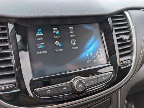 Used 2017 Chevrolet Trax LT w/ LT Convenience Package image 22