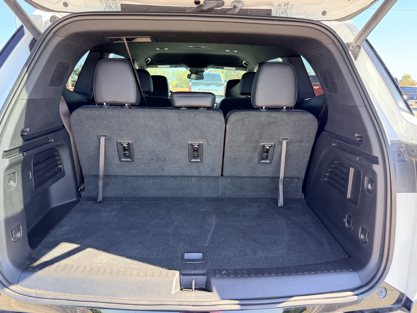 Used 2026 Buick Enclave Sport Touring FWD image 8
