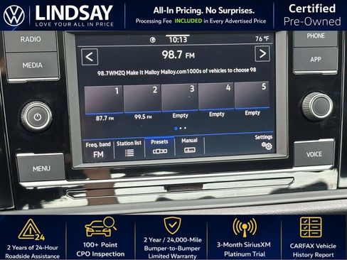 Certified 2023 Volkswagen Jetta SE w/ Panoramic Sunroof Package FWD image 17