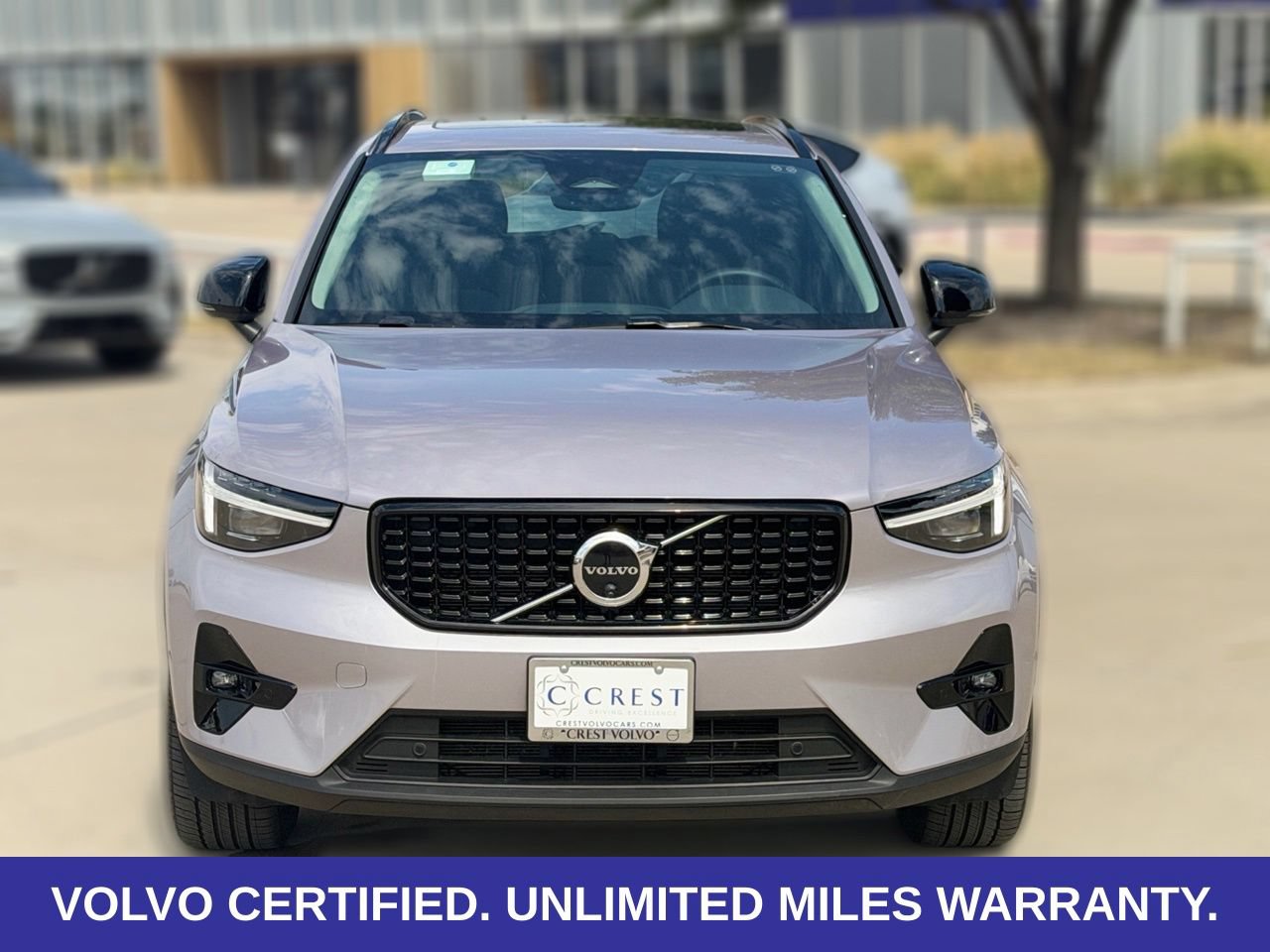 Certified 2026 Volvo XC40 B5 Plus AWD/4WD image 4