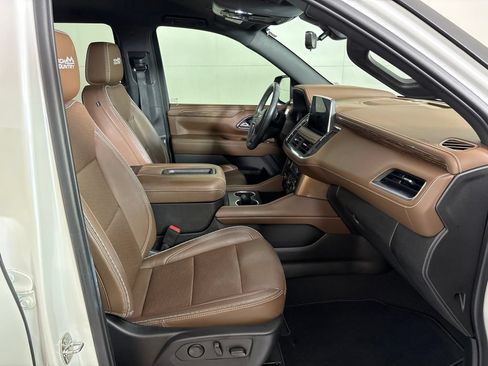 Used 2021 Chevrolet Tahoe High Country RWD image 21