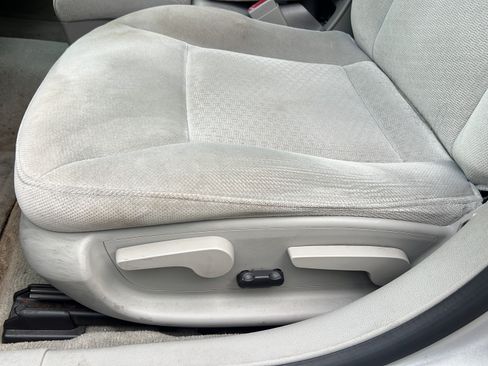 Used 2008 Chevrolet Impala LT FWD image 13
