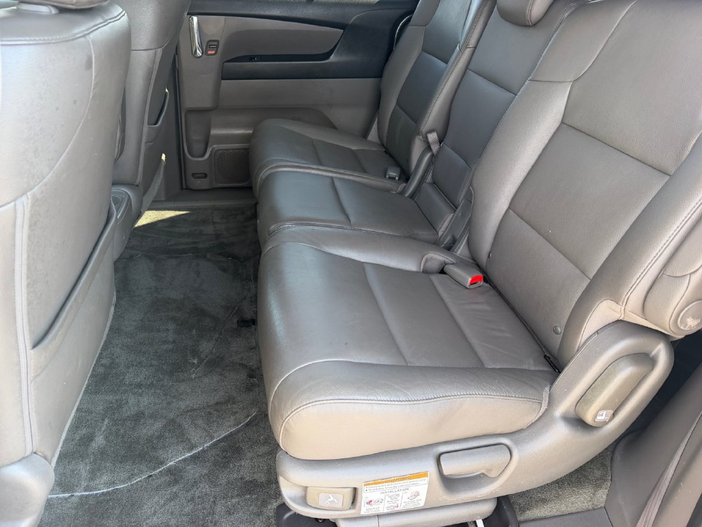 Used 2016 Honda Odyssey Touring Elite image 14