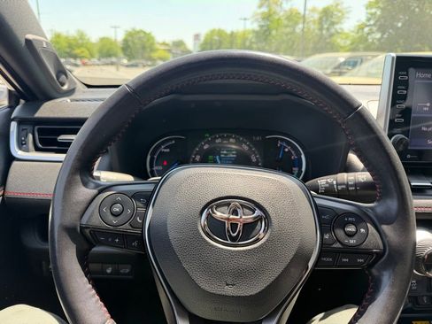 Used 2022 Toyota RAV4 XSE w/ Weather Package AWD/4WD image 29