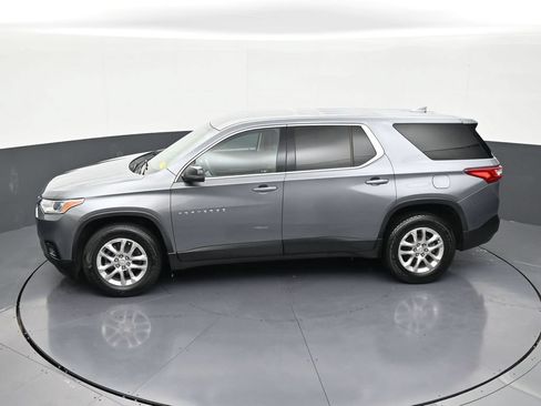 Used 2021 Chevrolet Traverse LS FWD image 13