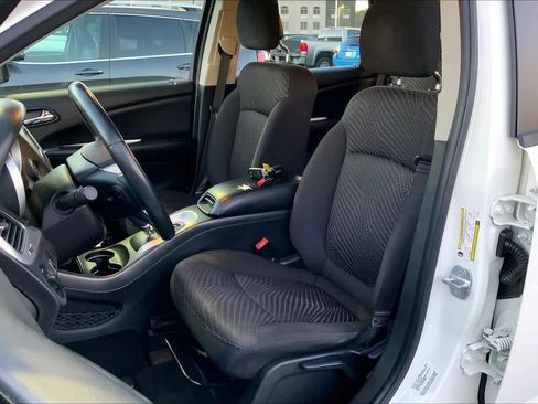 Used 2014 Dodge Journey American Value Package w/ Flexible Seating Group image 7