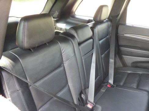 Used 2018 Jeep Grand Cherokee Limited AWD/4WD image 21