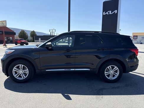 Used 2022 Ford Explorer XLT w/ Equipment Group 202A AWD/4WD image 7