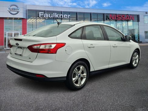 Used 2013 Ford Focus SE FWD image 6