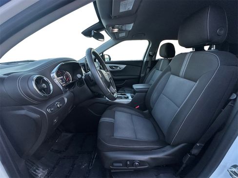 Used 2024 Chevrolet Blazer LT w/ Convenience Package image 9