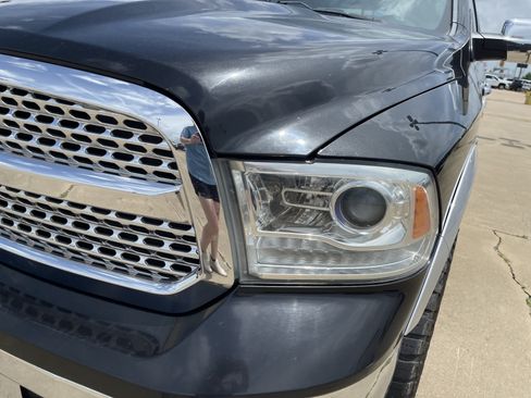Used 2016 RAM 1500 Laramie RWD image 10