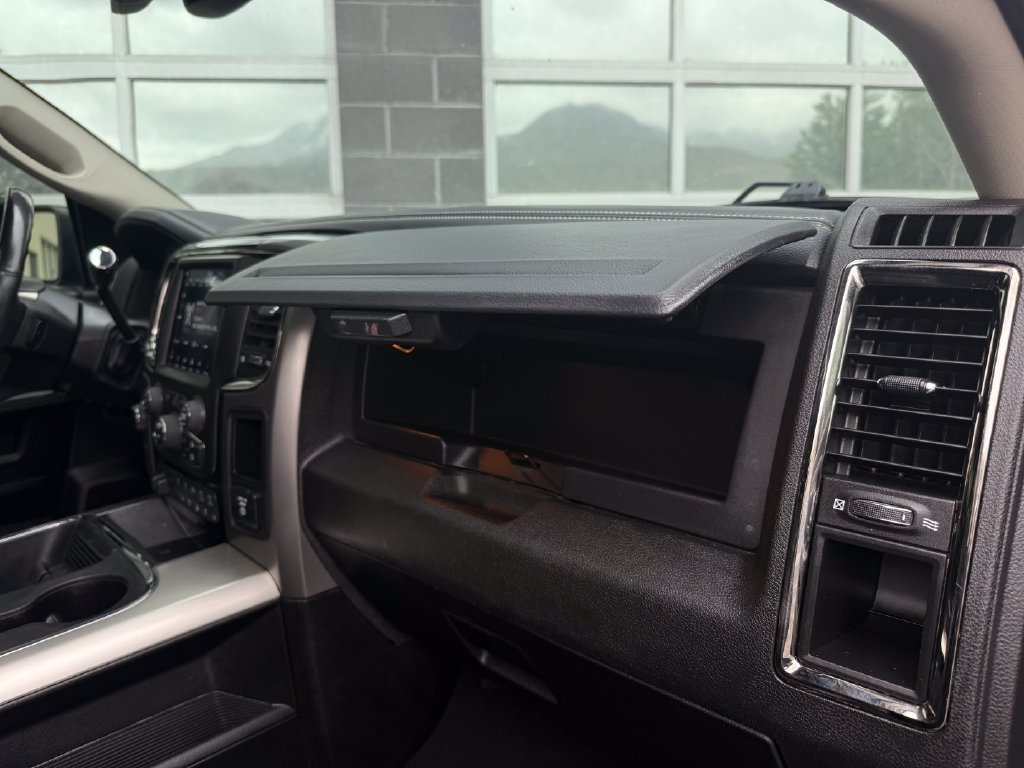 Used 2018 RAM 2500 Laramie w/ Sport Appearance Group AWD/4WD image 47