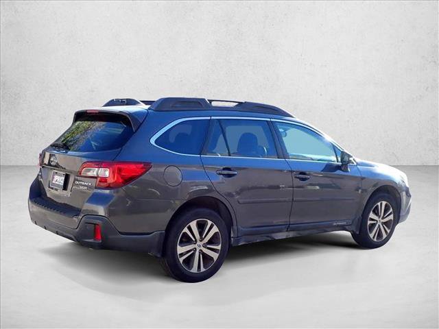 Used 2018 Subaru Outback 3.6R Limited AWD/4WD image 14