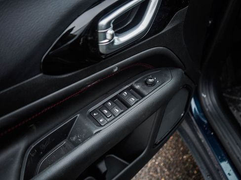 New 2026 Jeep Compass Trailhawk image 19