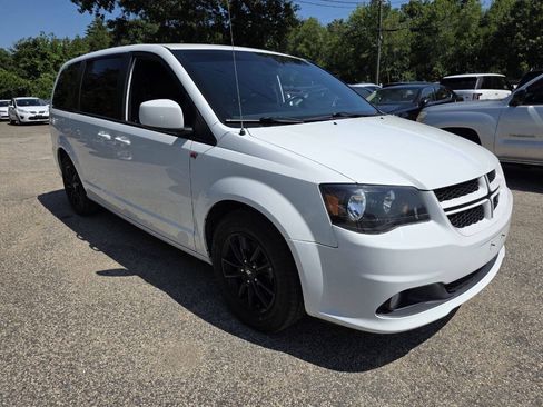 Used 2019 Dodge Grand Caravan GT FWD image 7