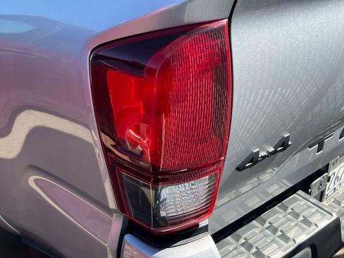 Used 2021 Toyota Tacoma SR5 w/ Technology Package image 20