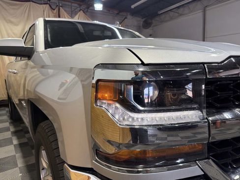Used 2018 Chevrolet Silverado 1500 LT w/ Texas Edition RWD image 4