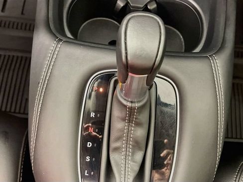 Used 2026 Honda HR-V EX-L image 17