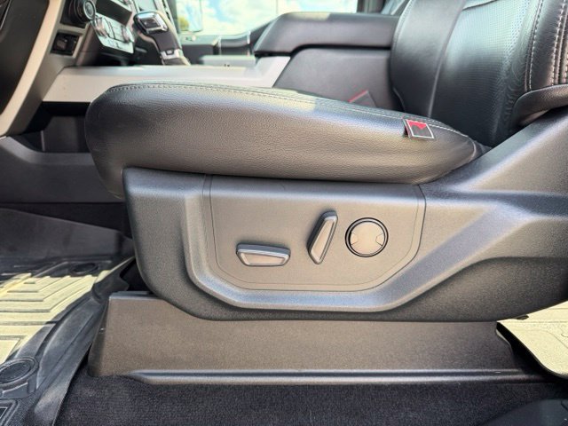 Used 2020 Ford F150 Lariat w/ Equipment Group 502A Luxury AWD/4WD image 12