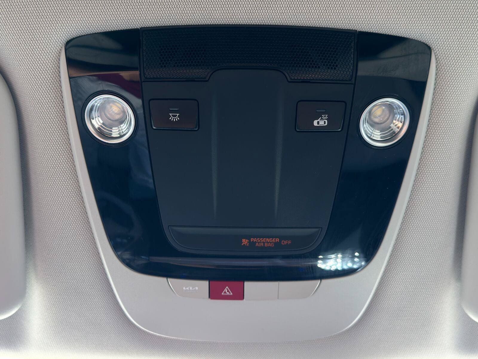 Used 2022 Kia EV6 Wind RWD image 34
