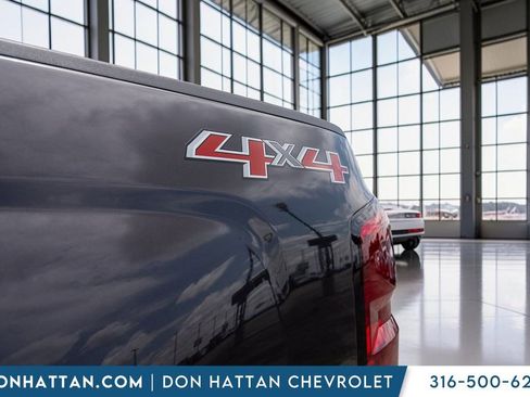 Used 2015 Chevrolet Silverado 1500 LTZ AWD/4WD image 36