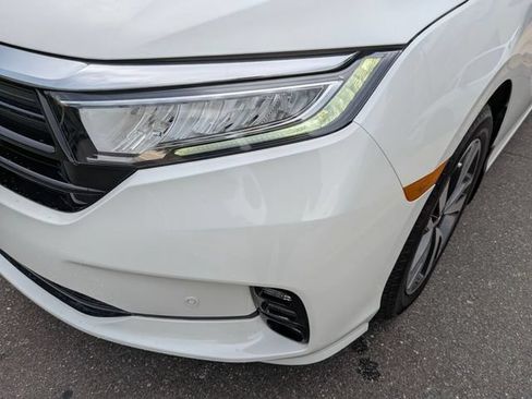 Certified 2021 Honda Odyssey Touring image 5
